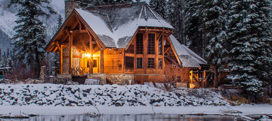 chalet dans les montagnes